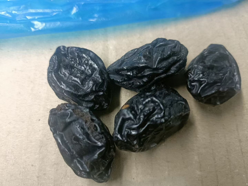 西梅干酸梅干新疆西梅干进口西梅干