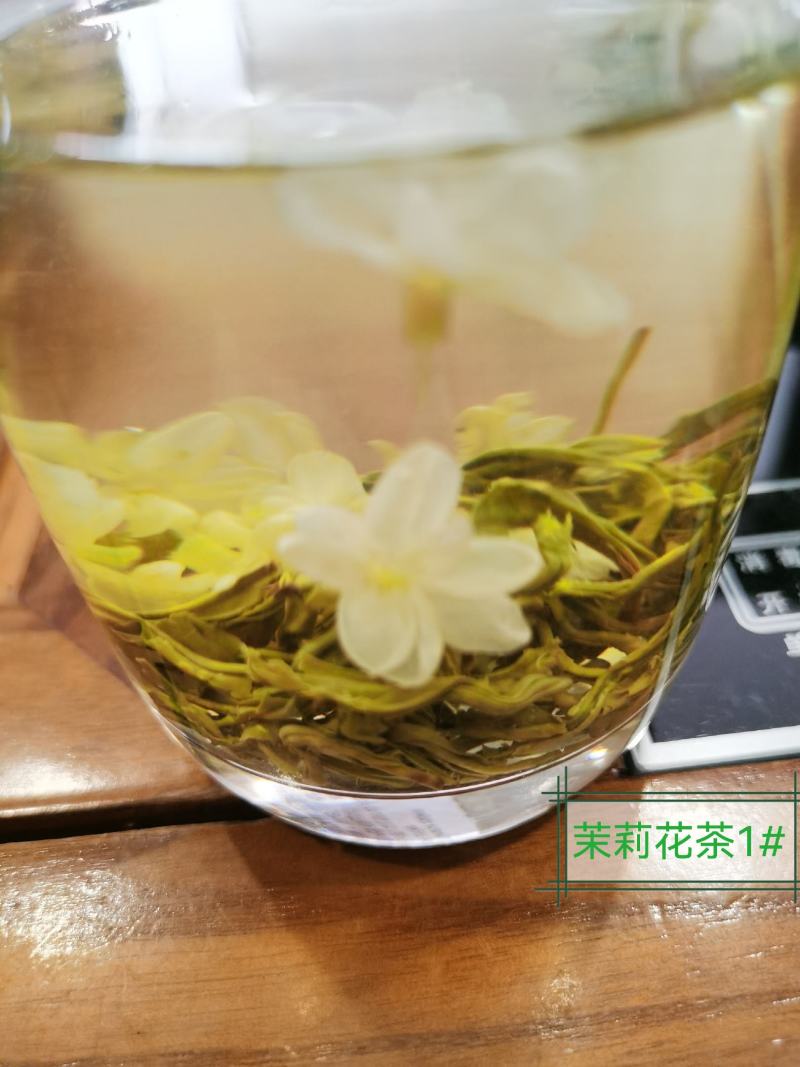 2022飘雪川茶，茉莉花香气实足，口感浓厚回甘
