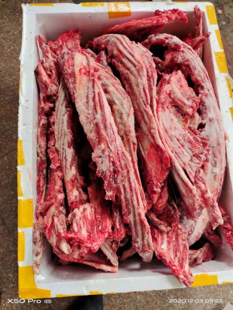 驴副产品带肉驴骨。带皮驴头。去皮驴头。驴心肝。驴蹄