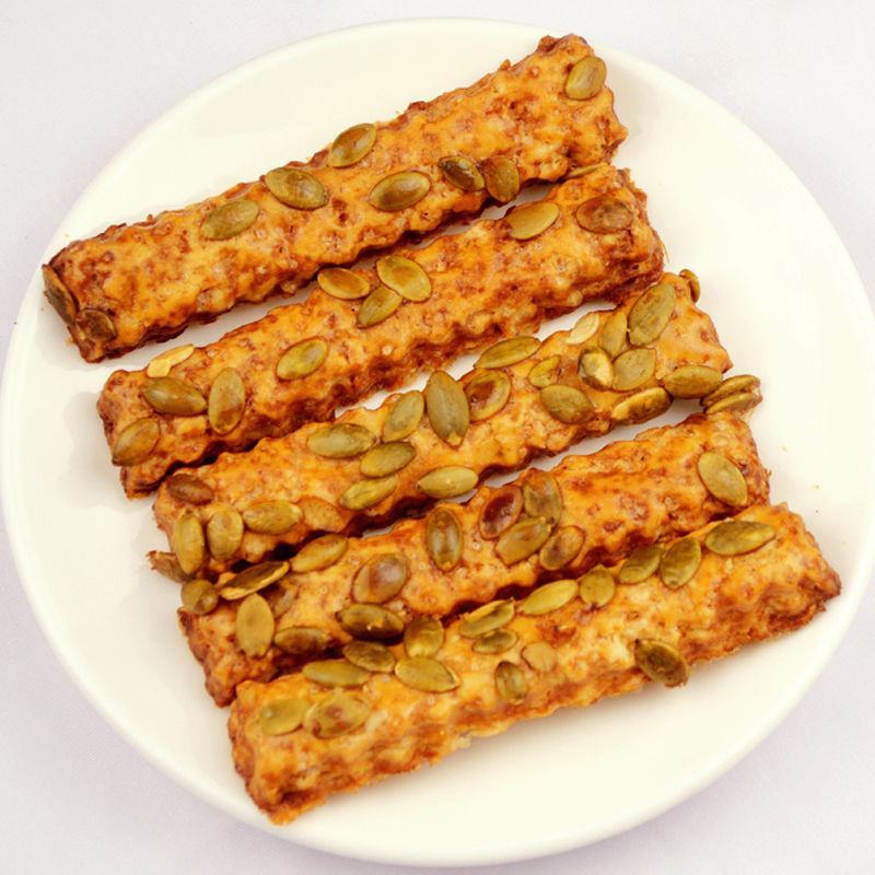 手工香脆南瓜酥千层饼干儿童早餐方条形点心休闲零食散装糕点