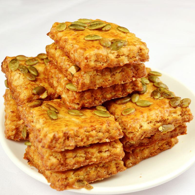 手工香脆南瓜酥千层饼干儿童早餐方条形点心休闲零食散装糕点