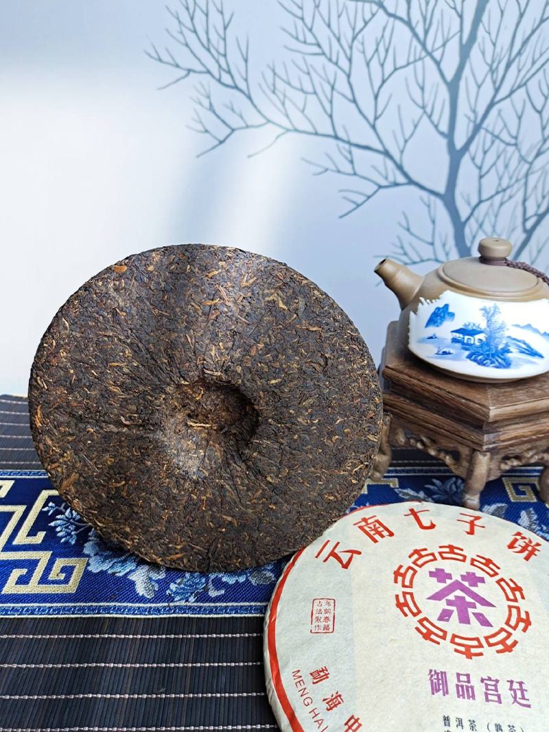 【普洱高端茶】2017年云南七子饼熟普宫廷普洱茶高端茶