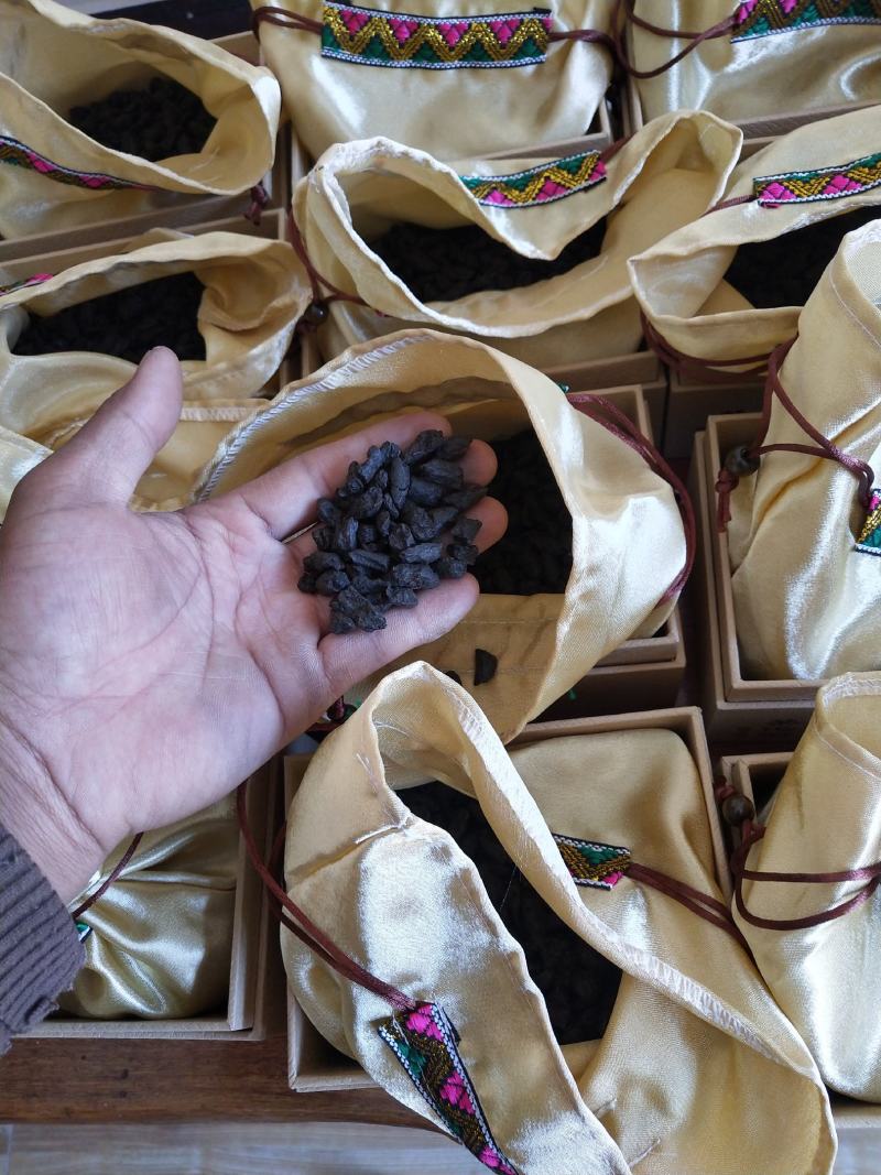 糯香普洱茶化石