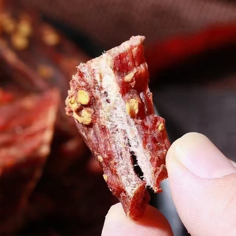 麻辣五香牛肉干。。火爆。。。。。。。。。。。