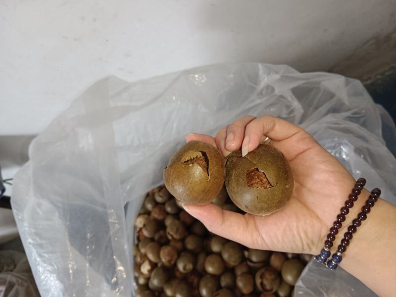 罗汉果装箱破果，质量很好，