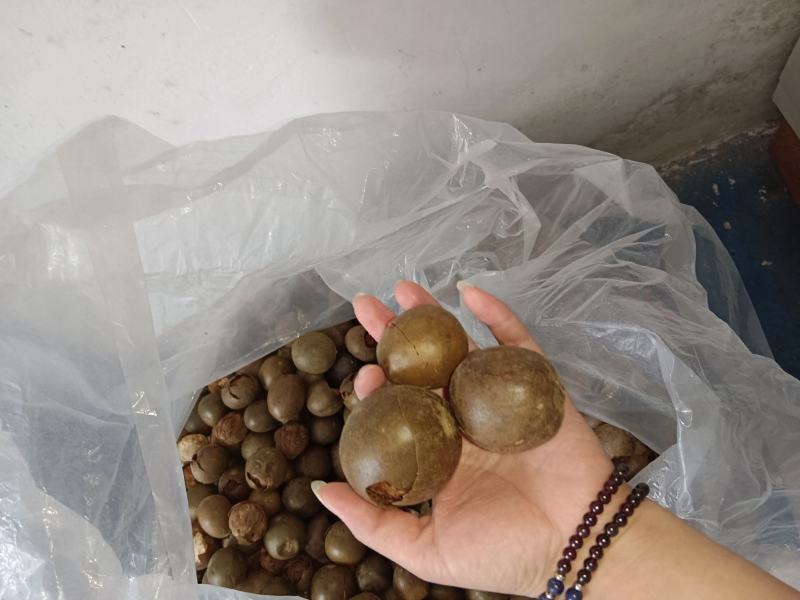 罗汉果装箱破果，质量很好，