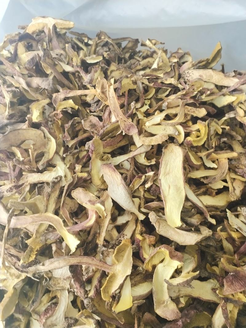 黄牛肝菌(高脚葱)，精选黄牛肝菌，源产地批发属于源头批发
