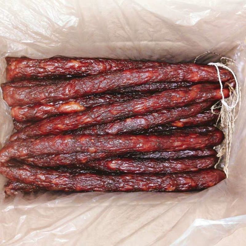 川味麻辣香肠四川腊肠辣肠腊肉腊味特产烟熏香辣烤肠广味批发