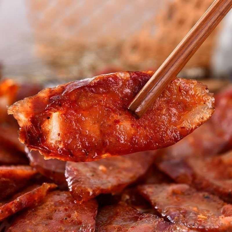 川味麻辣香肠四川腊肠辣肠腊肉腊味特产烟熏香辣烤肠广味批发