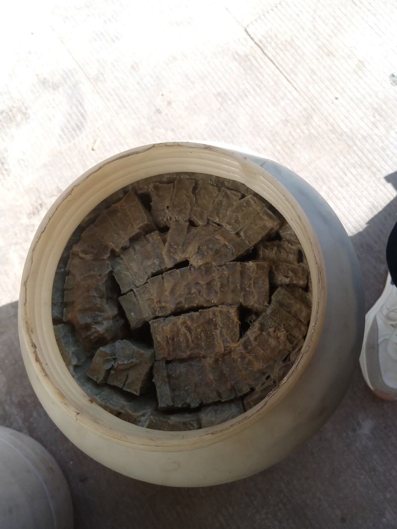 厂家大量批发散臭豆腐，可供市场批发，摊位零售，天然发酵