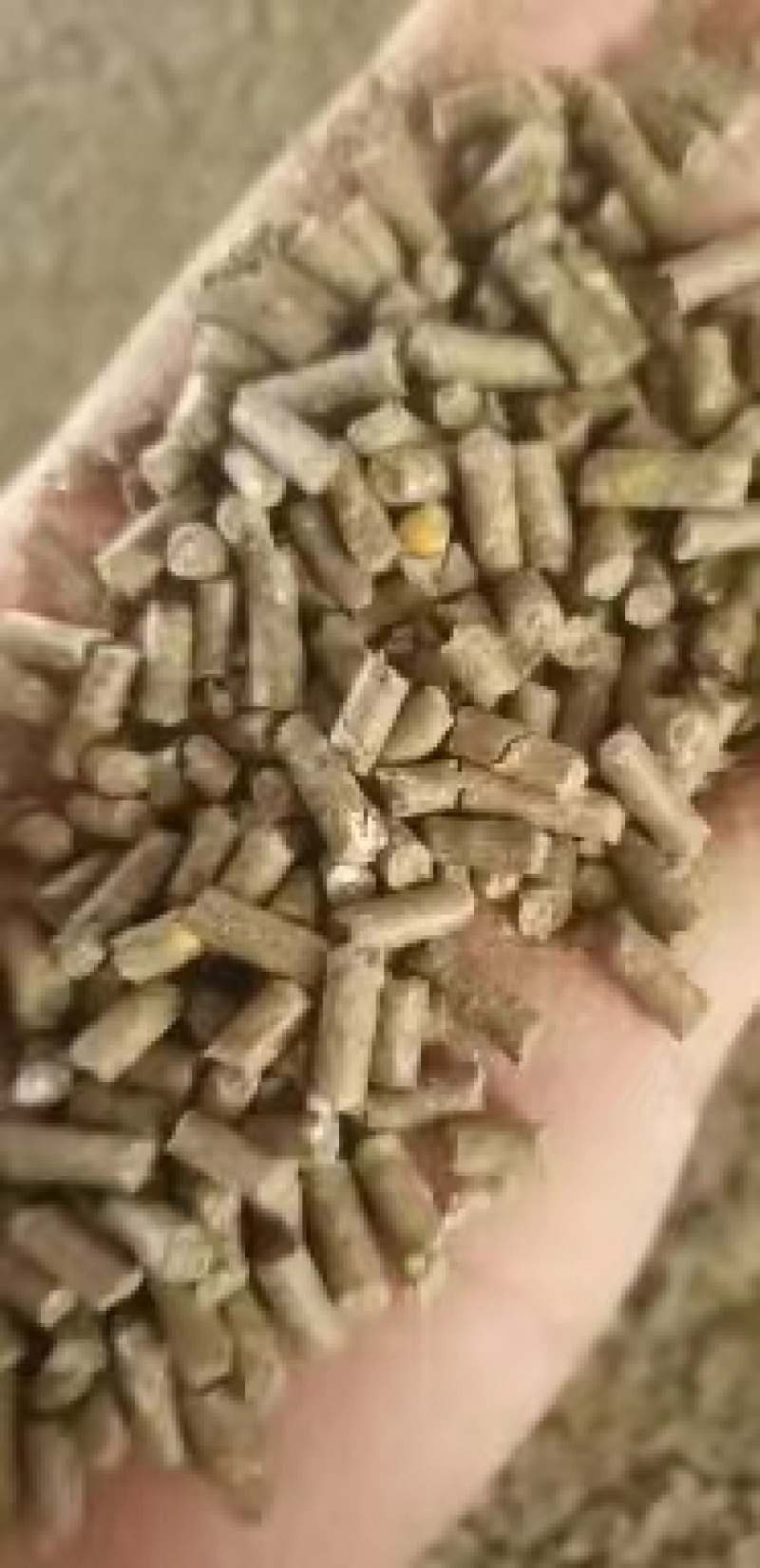 颗粒饲料，鸡鸭鹅，猪牛羊配方都有，需要的各大养殖老板联系