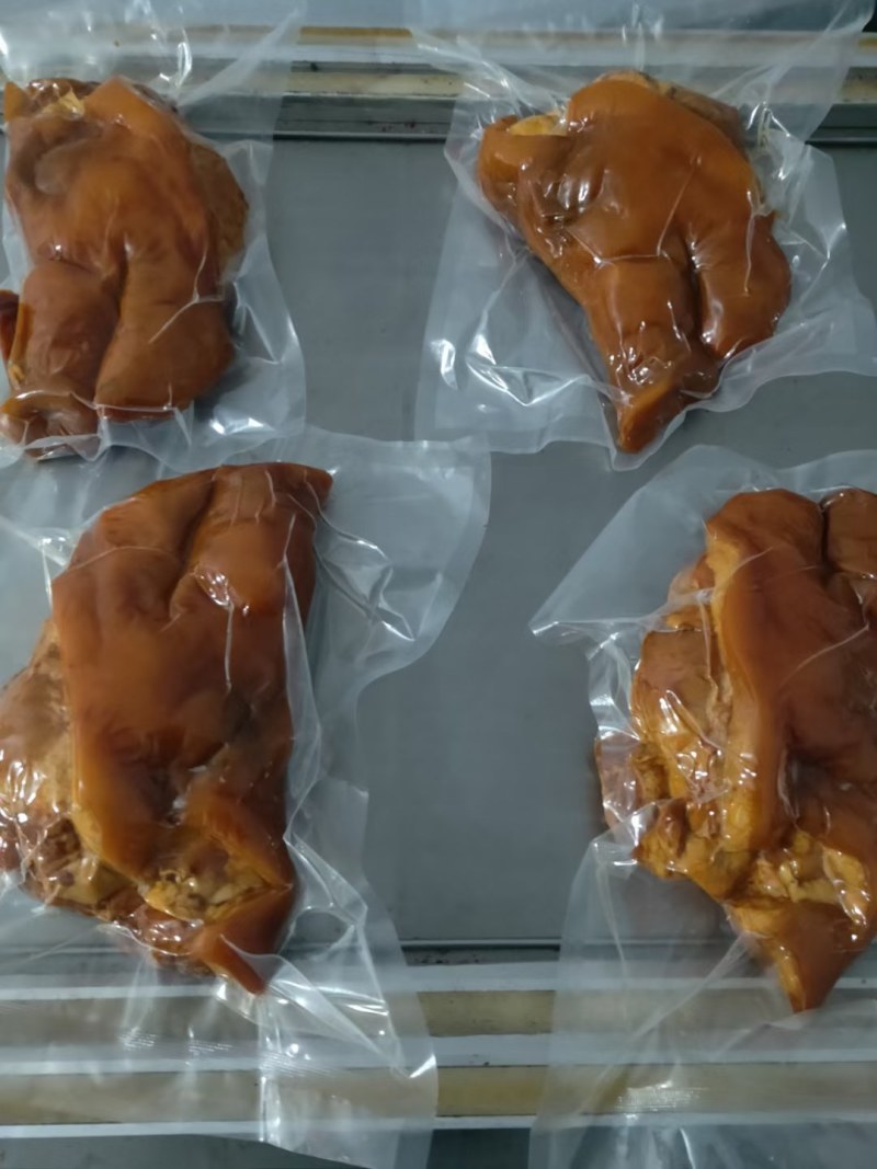 全熟猪头肉干净无毛开袋即食五香味，冷藏冷冻熟食，卤猪头肉