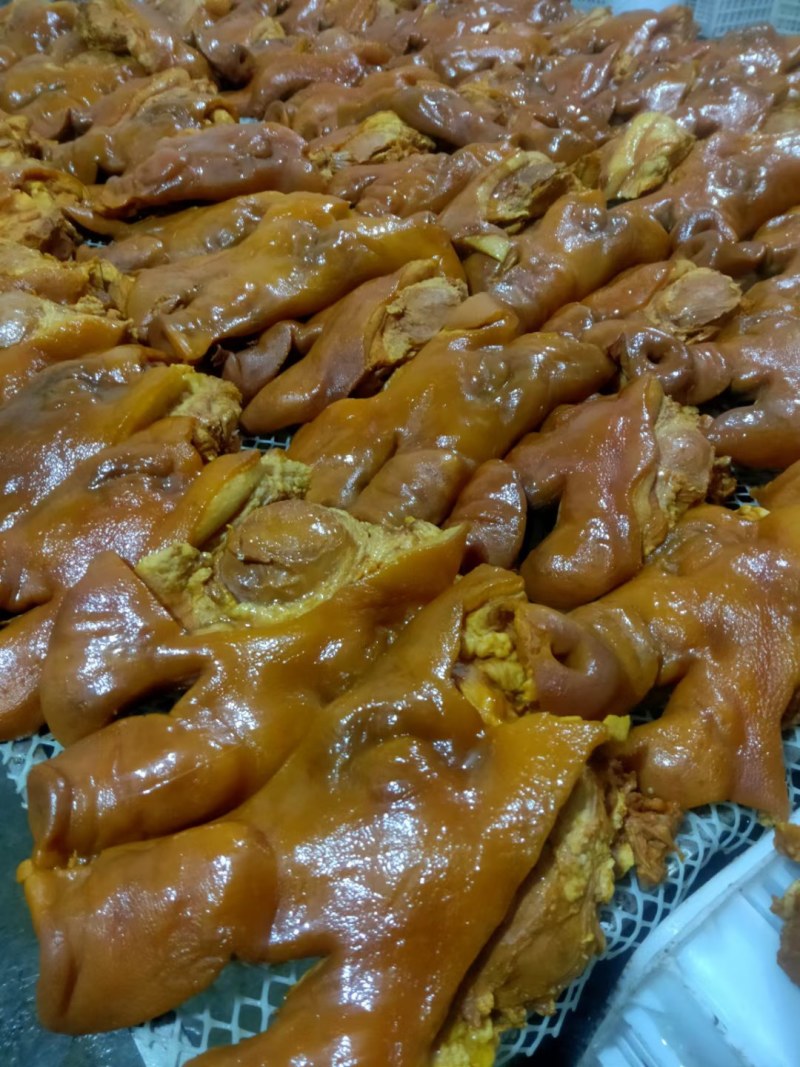 全熟猪头肉干净无毛开袋即食五香味，冷藏冷冻熟食，卤猪头肉