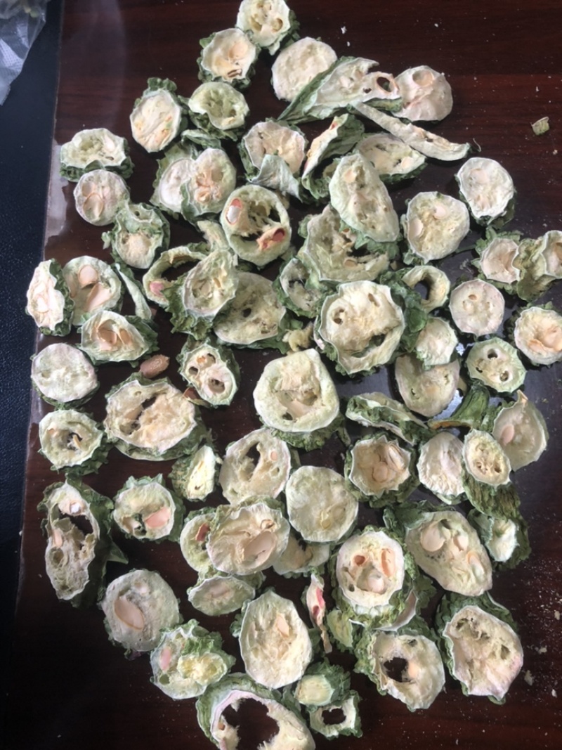 精品烘干苦瓜干苦瓜片颜色鲜亮品质保证量大从优