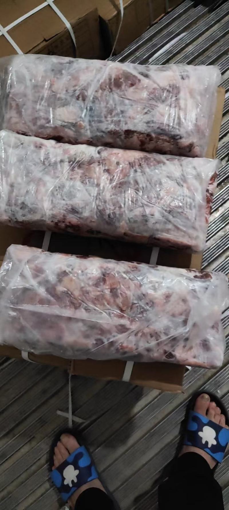 精选纯干牛碎肉，精修瘦度高，可发样品