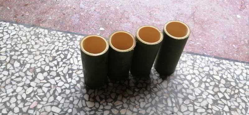 自家种的大量单竹，可以按顾客要求规格定做，新鲜竹子，量稳
