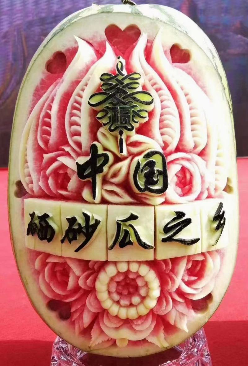 产地直供靖远县金花一号硒砂瓜，一手货源个头大保值欲购从速