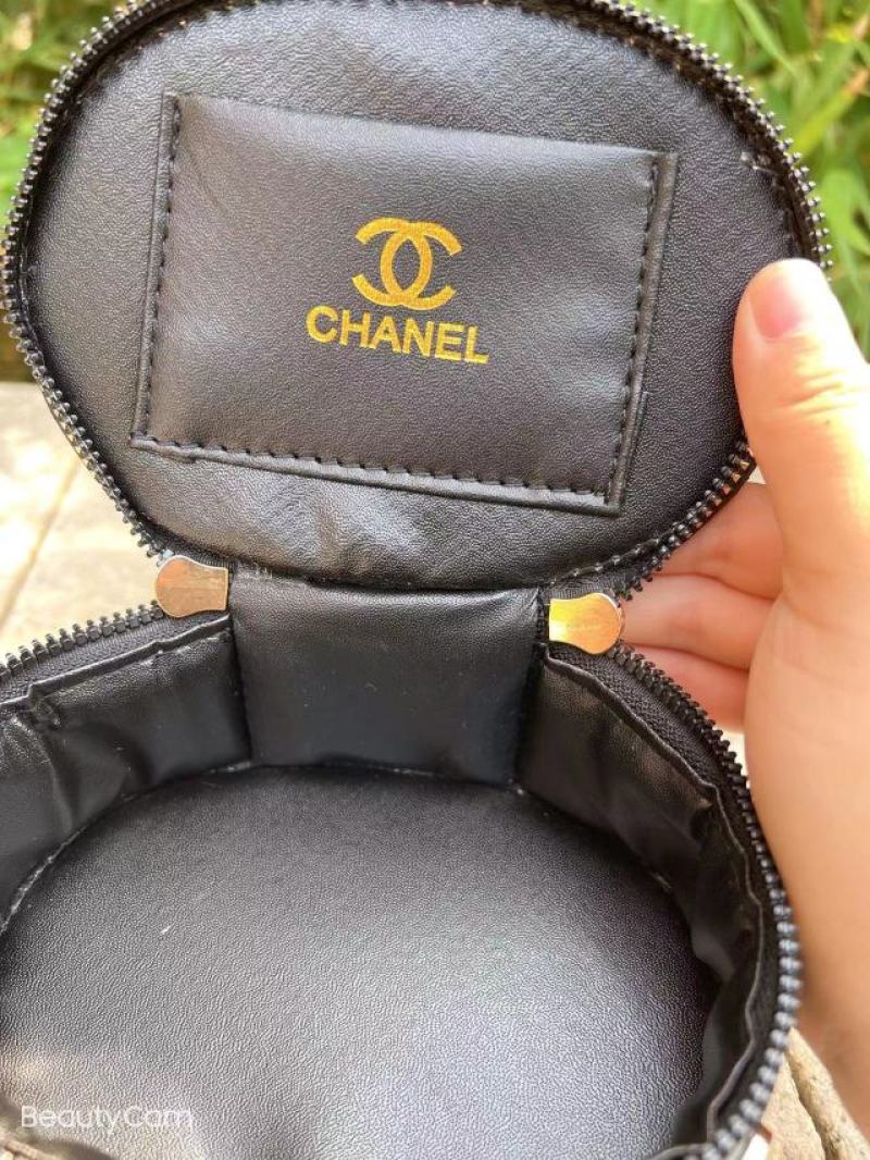 香奈Chanel褶皱小圆包36全套黑，白，粉14*10
