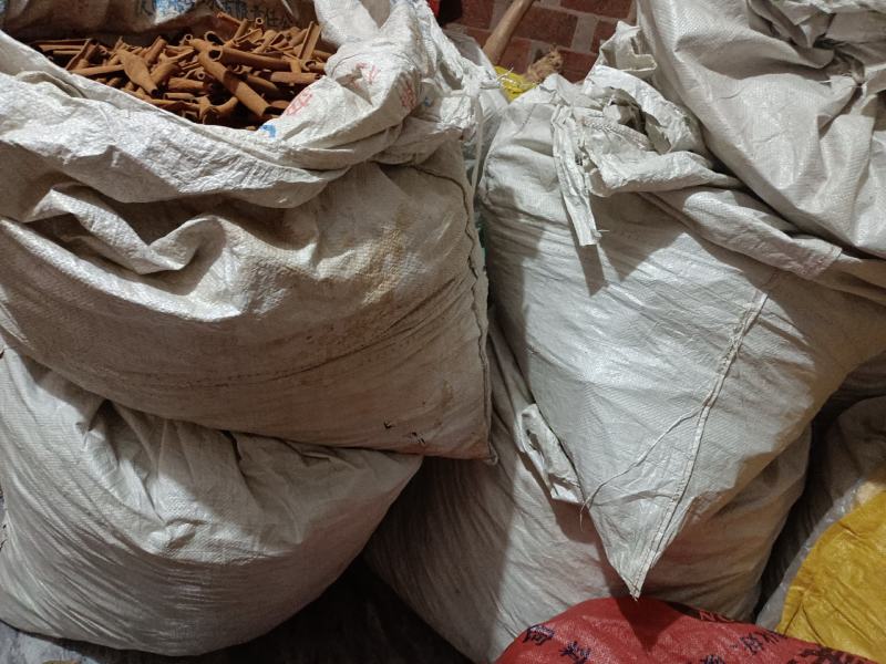 烟桂，小黄通，奶茶棒