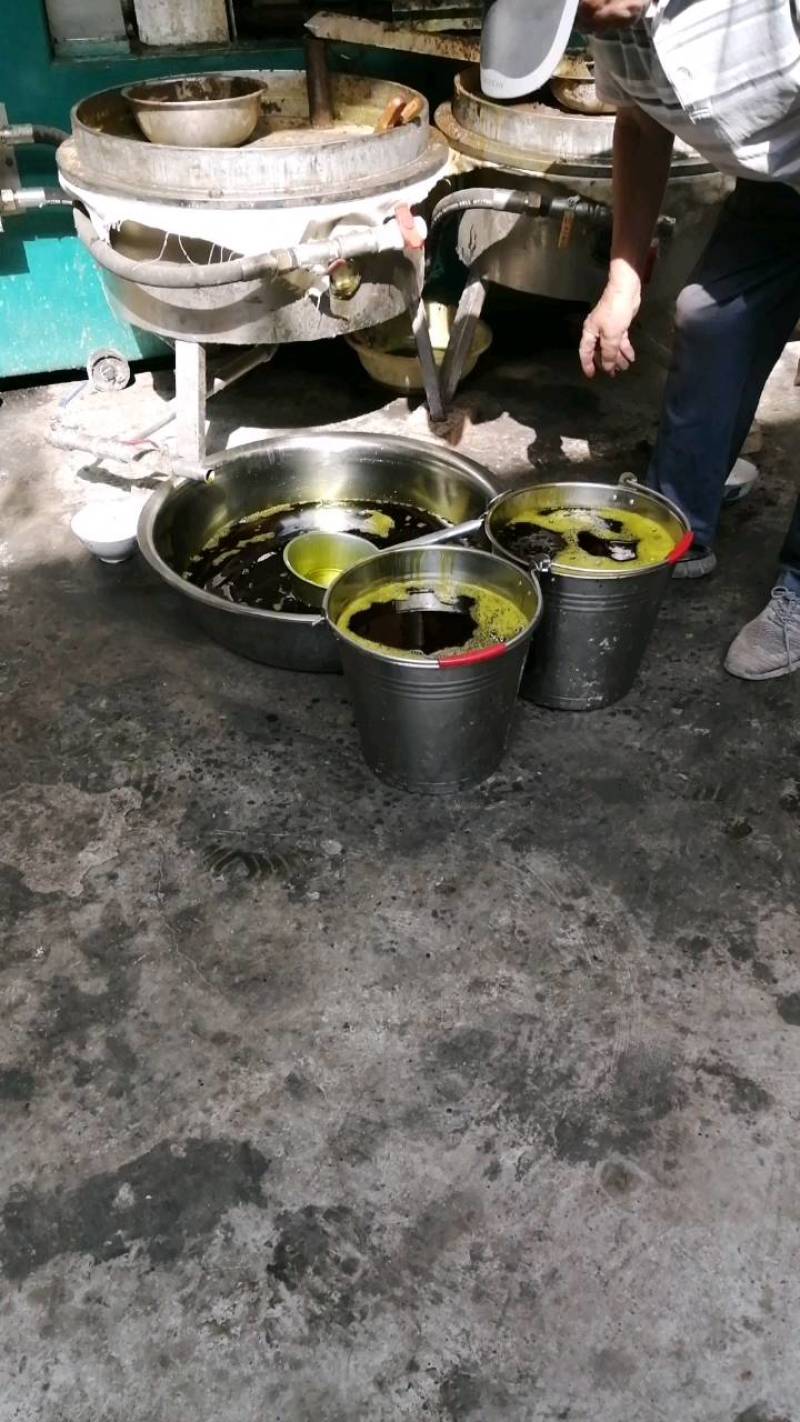 我们这里的纯本地油菜籽，货源充足，出油香，可视频验货