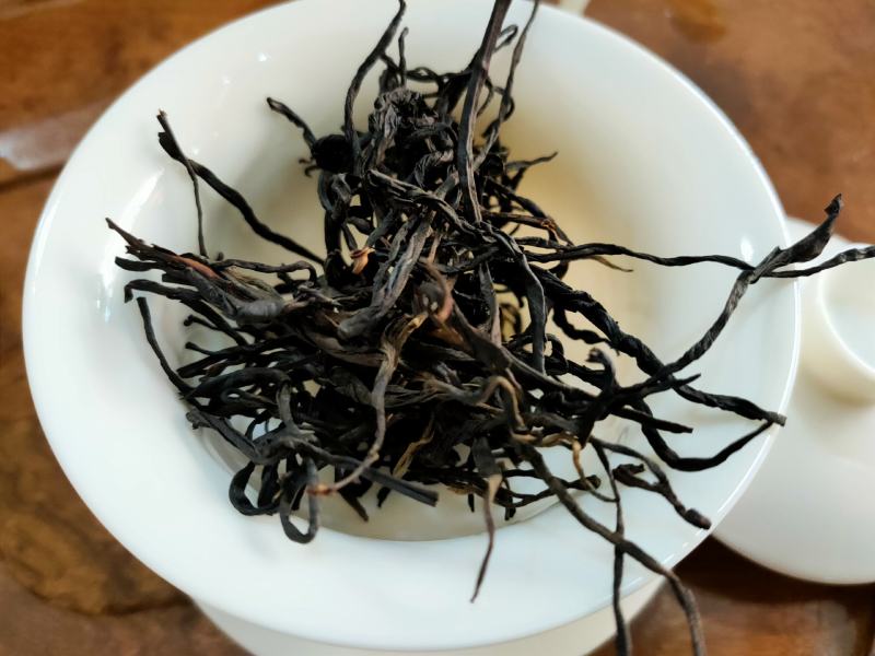 凤庆紫芽红茶，轻度烘焙，茶汤甜度好