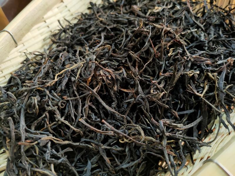 凤庆紫芽红茶，轻度烘焙，茶汤甜度好