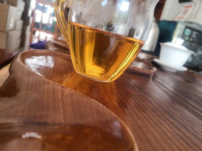 2012年布朗山大树生茶饼
