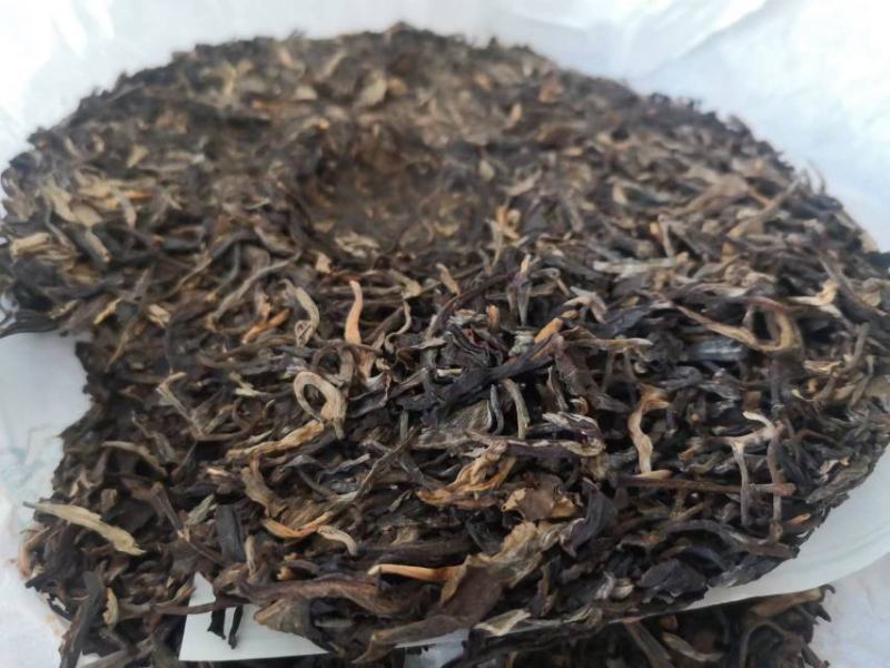 2012年布朗山大树生茶饼