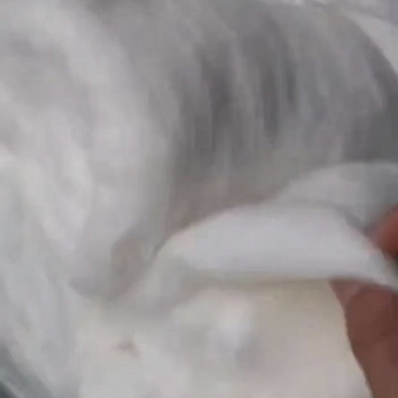 精梳纯柞蚕丝，比常规的二道梳理柞蚕丝细腻很多很多。
