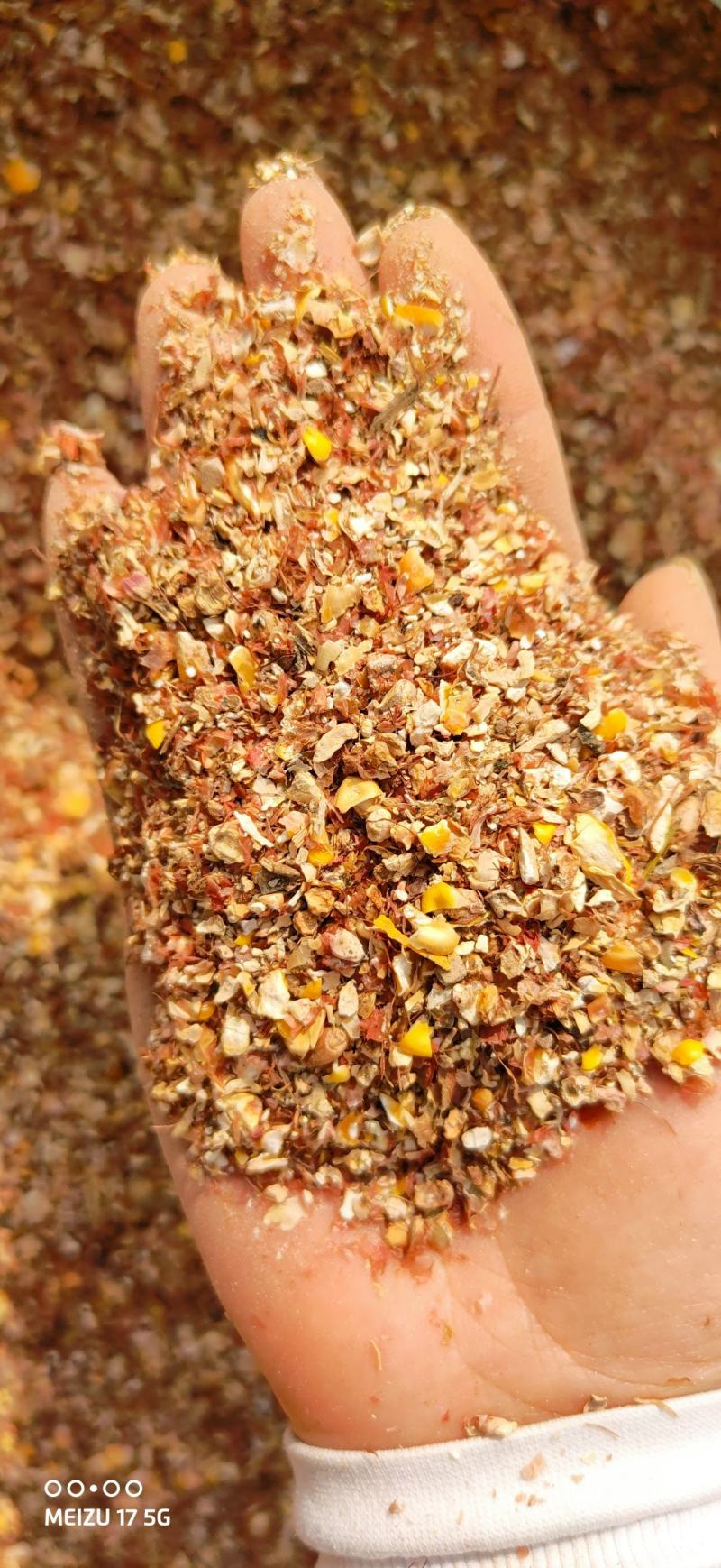 碎玉米6个粮，杂质轻微，水分低，霉变少，养啥都可以