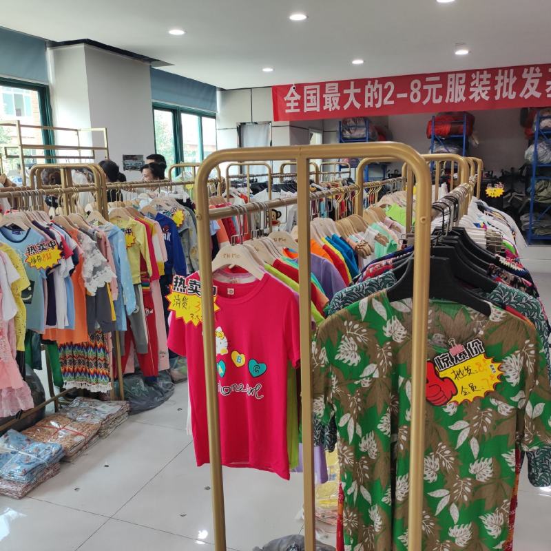 男装，女装，童装，中老年装，