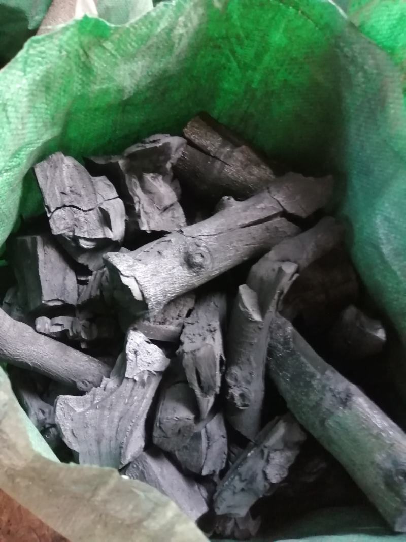 高温干馏烧烤炭