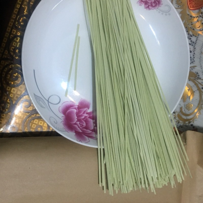 仙人掌鸡蛋挂面蔬菜面营养食品面食加工订做支架一件代发