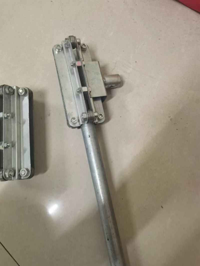 大棚配件电动卷膜器配件爬升器