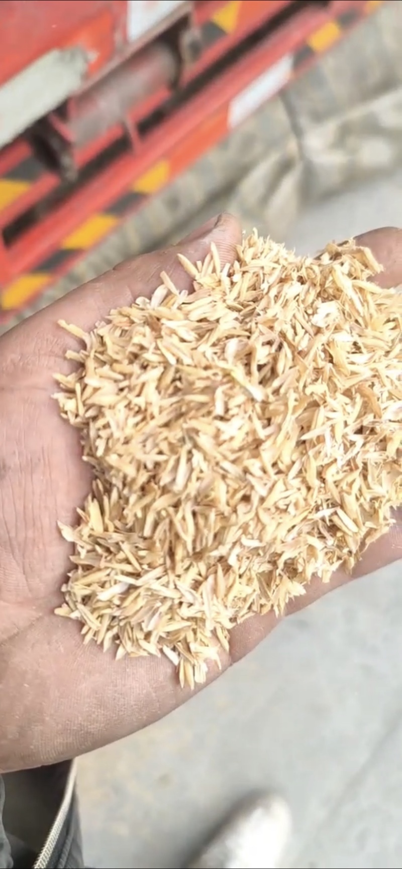 厂家直销优质谷壳散装稻壳压缩稻壳养殖