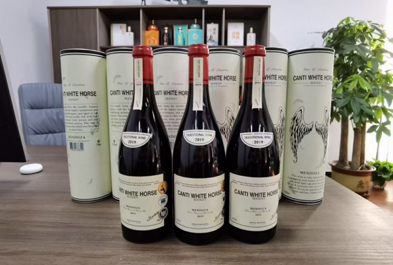 阿根廷金奖AOP干红原瓶原装进口干红葡萄酒一手货源