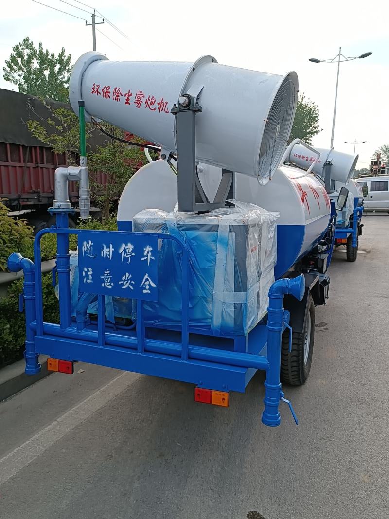 洒水车，三轮吸粪车，吸粪车，吸污车，垃圾车，二手环卫车