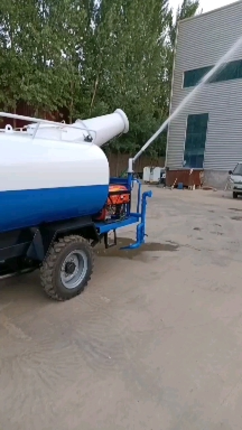 洒水车，三轮吸粪车，吸粪车，吸污车，垃圾车，二手环卫车