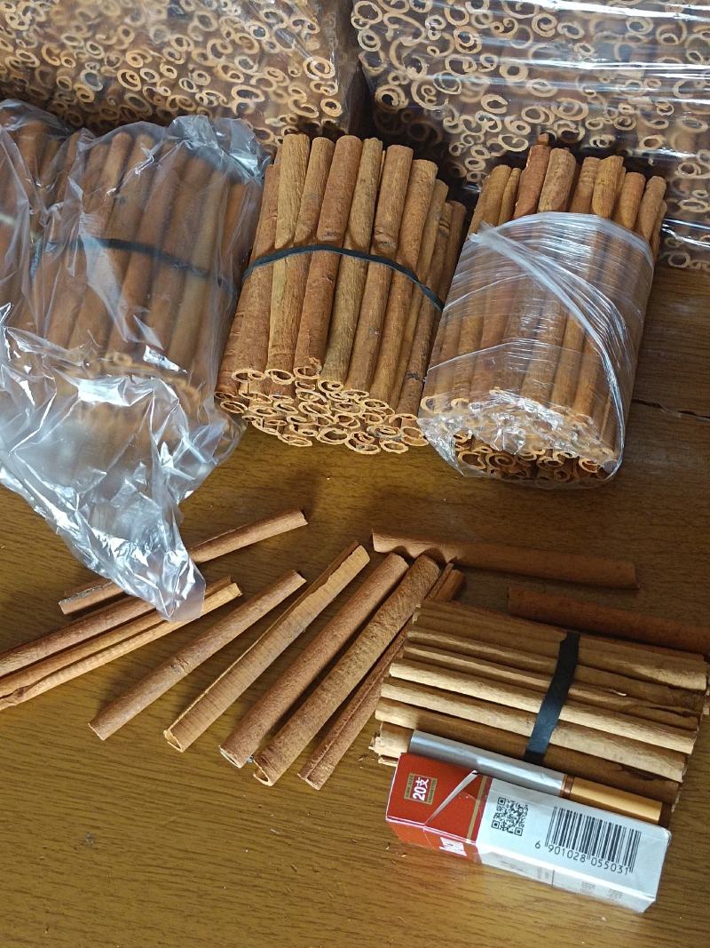 精品烟仔桂肉桂内卷肉桂心玉桂条熏香条咖啡导香棒