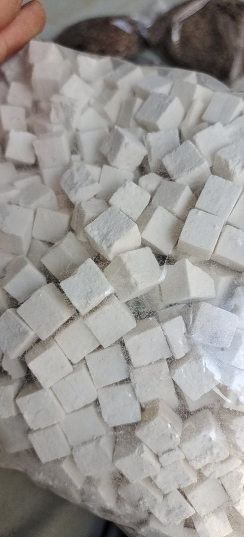 茯苓无硫茯苓精选茯苓丁地道药材产地安徽省紫轩堂