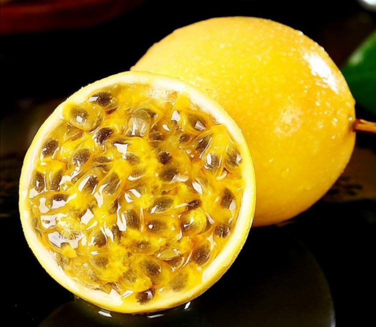 黄金百香果切开图