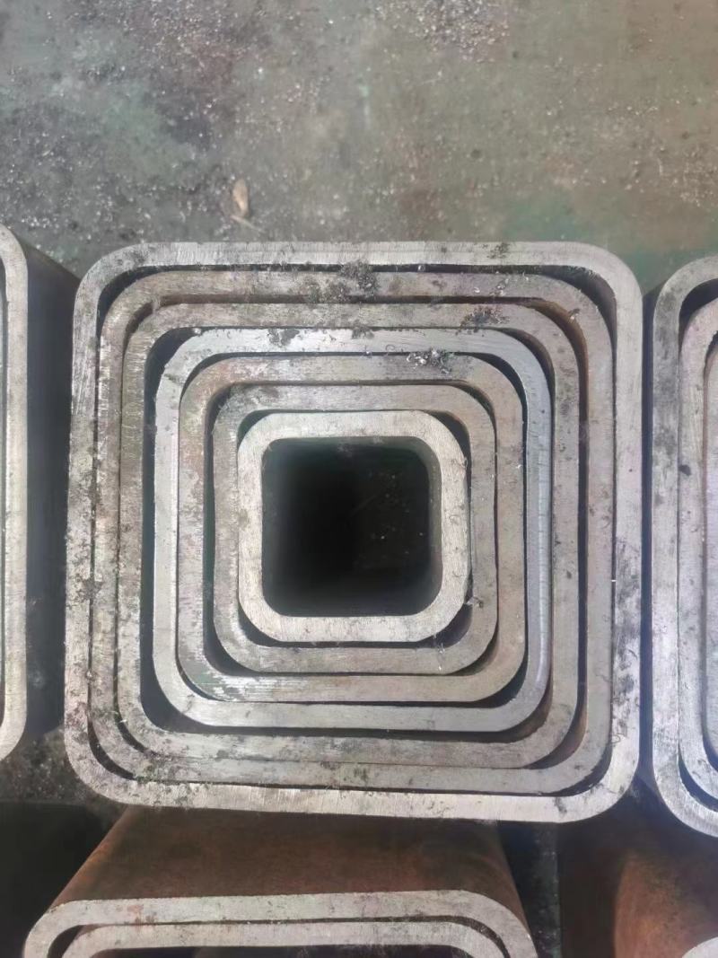 锰材普材黑方管