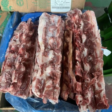 牛脊骨，腰椎骨，价格实惠，自助餐食堂均可