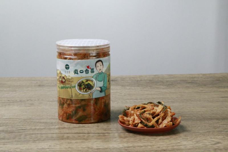 宣城市爱宣豪公司的香菜，全程用传统家庭方法纯手工做阳光晒
