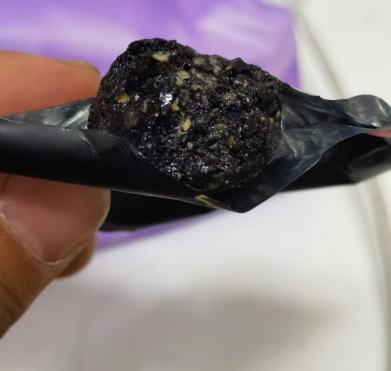 木糖醇黑芝麻丸