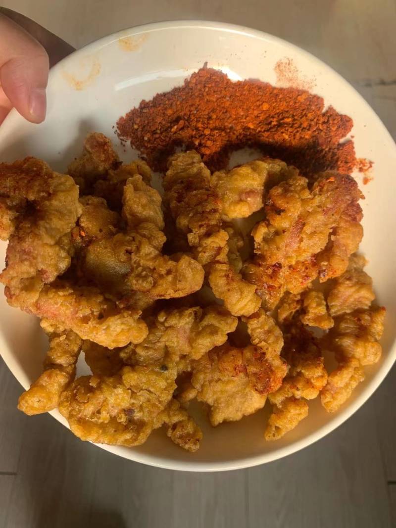 油炸小酥肉8成熟复炸几秒钟即可食用厂家批发火锅店展销会