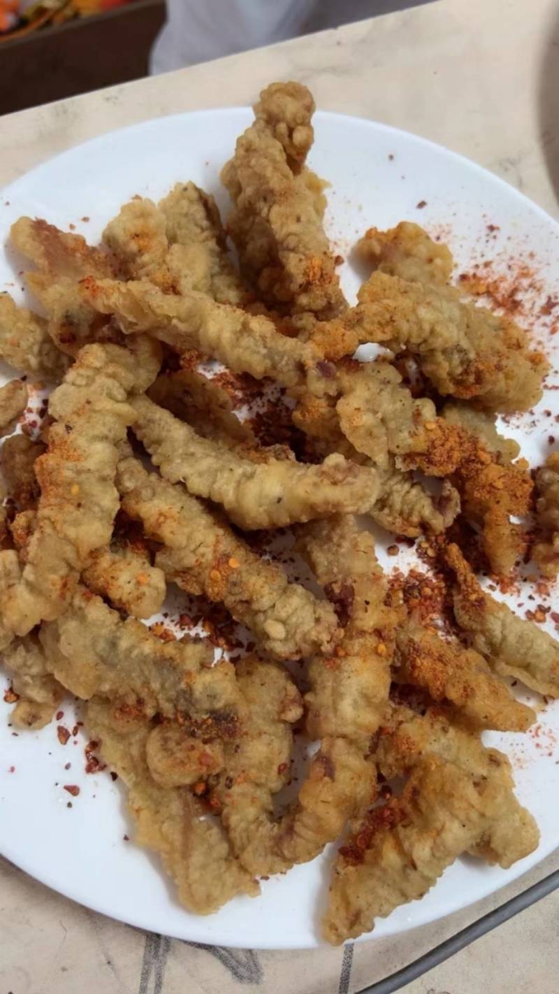 油炸小酥肉8成熟复炸几秒钟即可食用厂家批发火锅店展销会