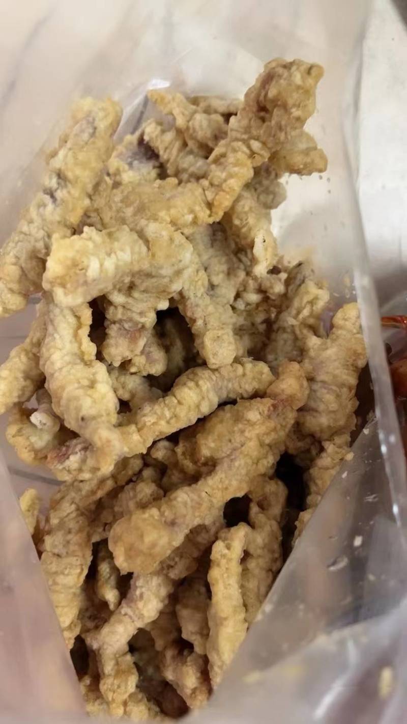 油炸小酥肉8成熟复炸几秒钟即可食用厂家批发火锅店展销会