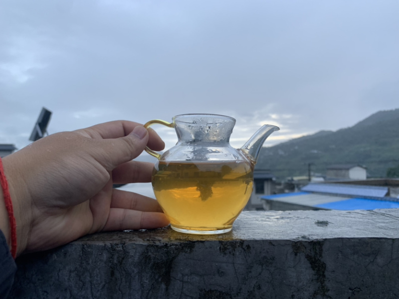 低端料临沧茶区挑好黄片初制所料，免费寄样