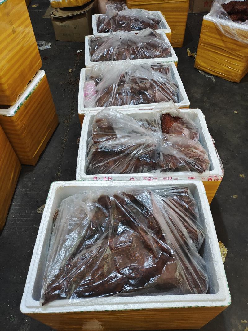 麻辣大块肉牛肉风味手撕大块肉里脊大块肉厂家批发